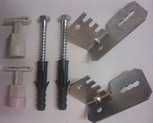 Крепление батарей отопления к стене. Крепления для разных видов батарей