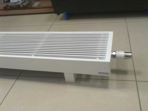 Крепление радиатора отопления к полу. Напольные радиаторы отопления — типы устройств, преимущества и недостатки + лучшие варианты крепления батарей к полу