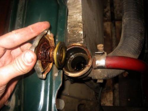 Ремонт алюминиевого радиатора ваз 2107. Как слить антифриз (тосол)