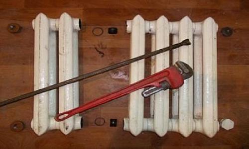 Как упаковать чугунную батарею. Процесс наращивания