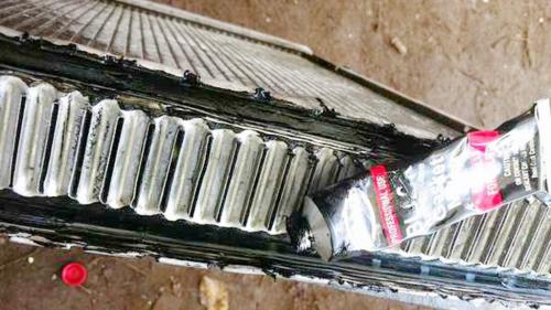 Устранение течи радиатора своими руками. Как и чем устранить течь радиатора своими руками