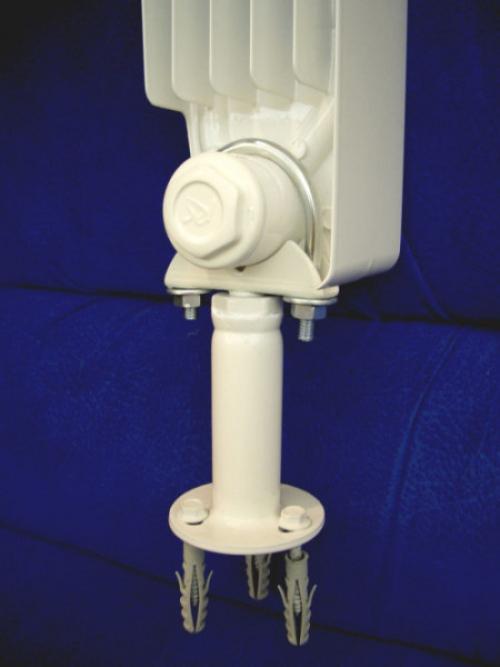 Крепление чугунных радиаторов к стене. Крепление чугунных радиаторов