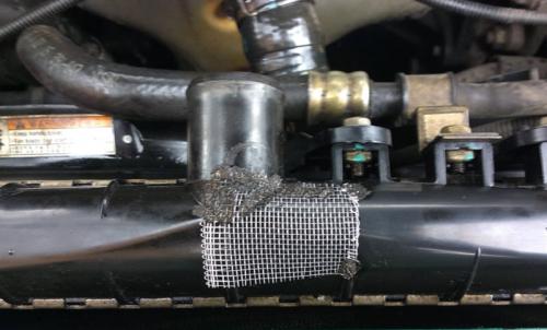 Клей для алюминиевых радиаторов. Как и чем заклеить пластмассовые части радиатора в авто