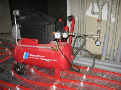 На Что повесить чугунную батарею. Подготовка чугунных радиаторов к установке