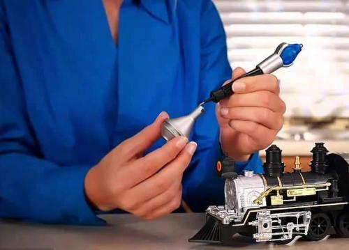 Как склеить пластик без клея