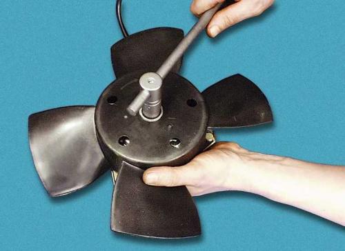 Как снять вентилятор охлаждения ВАЗ 2110 16 клапанов. Ход выполнения работы