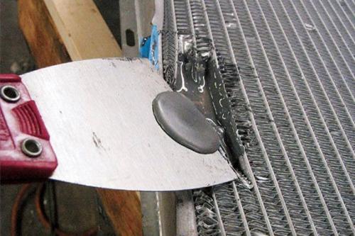 Как поменять радиатор на ВАЗ 2110. Причины и пути устранения утечки