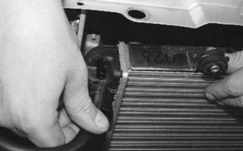 Крепление радиатора ВАЗ 2112. Замена РО