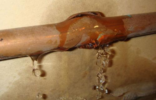 Холодная сварка для труб с горячей водой. Можно ли применять холодную сварку для ремонта труб отопления