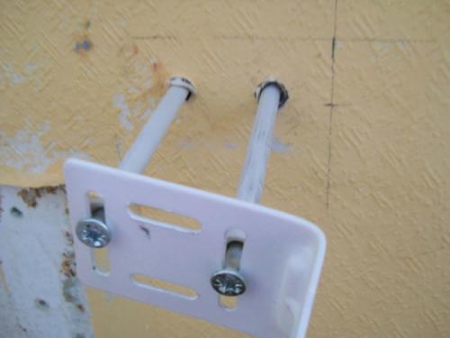 Самодельный кронштейн для радиатора отопления. Что расскажет СНиП