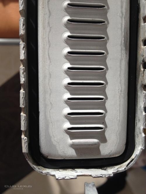 Ремонт бачка радиатора автомобиля своими руками. Устранение течи верхнего бачка радиатора 04