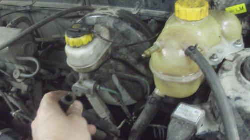 Как убрать воздушную пробку в системе охлаждения. Простые методы, чтобы выгнать воздух после замены охлаждающей жидкости