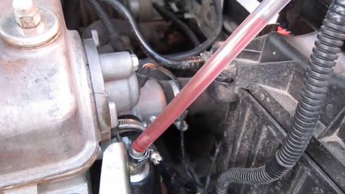 Как убрать воздушную пробку в системе охлаждения. Простые методы, чтобы выгнать воздух после замены охлаждающей жидкости