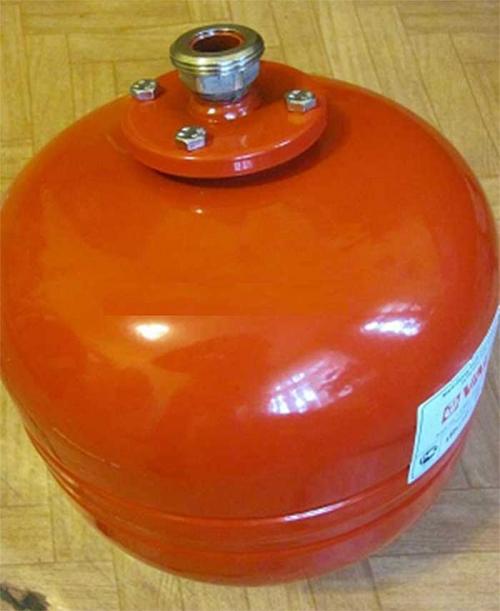 Замена расширительного бака котла аристон. Вопрос установки