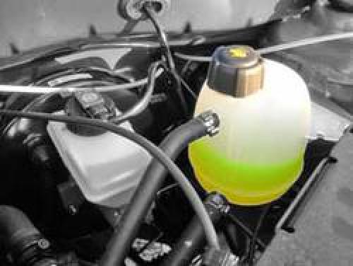 Расширительный бачок в машине. Для чего предназначен и где находится расширительный бачок системы охлаждения двигателя