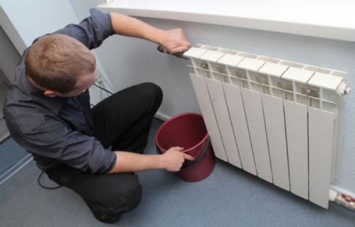 Замена батарей в квартире. Начальный этап замены радиаторов отопления 06 Замена батарей в квартире. Начальный этап замены радиаторов отопления 06