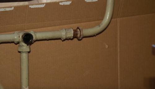 Замена батарей отопления своими руками. Замена батарей отопления в квартире 05