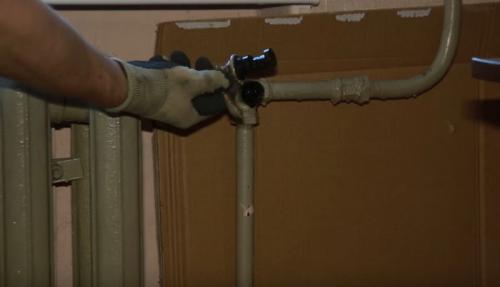 Замена батарей отопления своими руками. Замена батарей отопления в квартире 02