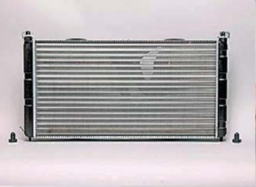 Снятие радиатора охлаждения Нива Шевроле без кондиционера. Снятие и установка радиатора на Шевроле Нива 13 Снятие радиатора охлаждения Нива Шевроле без кондиционера. Снятие и установка радиатора на Шевроле Нива 13