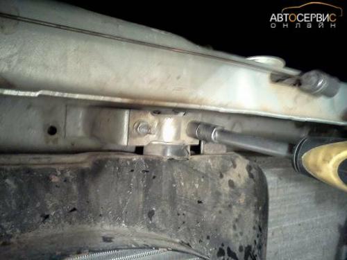 Крепление радиатора ваз 2109. Замена радиатора охлаждения своими руками 35