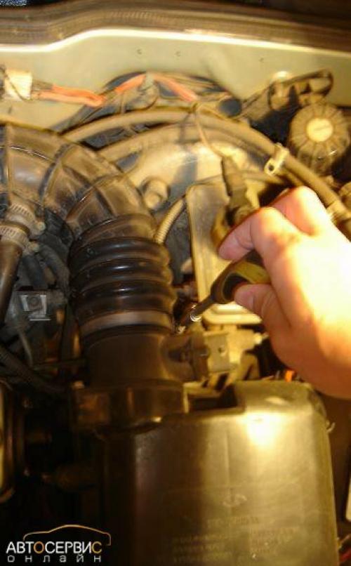 Крепление радиатора ваз 2109. Замена радиатора охлаждения своими руками 33