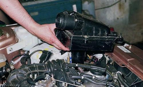 Замена радиатора охлаждения двигателя на ВАЗ-2114. Последовательность замены