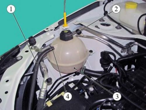 Снятие и установка радиатора системы охлаждения двигателя 03 Снятие и установка радиатора системы охлаждения двигателя 03