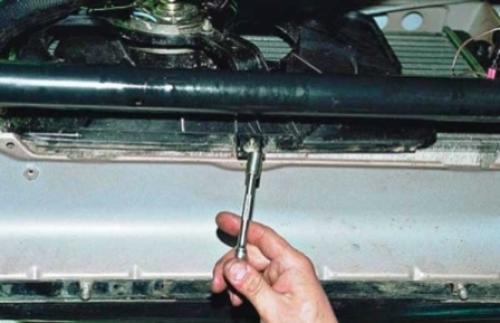 ВАЗ 2112 замена радиатора охлаждения. Снятие и замена радиатора охлаждения на ВАЗ 2110, 2111, 2112