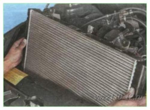 Замена радиатора охлаждения ВАЗ 21124 16 клапанов. Меняем радиатор охлаждения — инструкция с фото