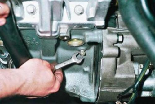 ВАЗ 2112 замена радиатора охлаждения. Снятие и замена радиатора охлаждения на ВАЗ 2110, 2111, 2112