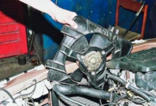 ВАЗ 2112 замена радиатора охлаждения. Снятие и замена радиатора охлаждения на ВАЗ 2110, 2111, 2112