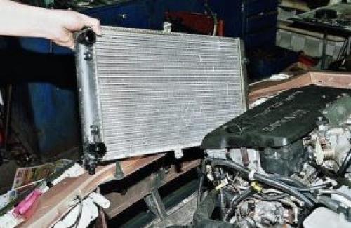 Как снять радиатор с ВАЗ 2110. Как заменить радиатор охлаждения на ВАЗ 2110