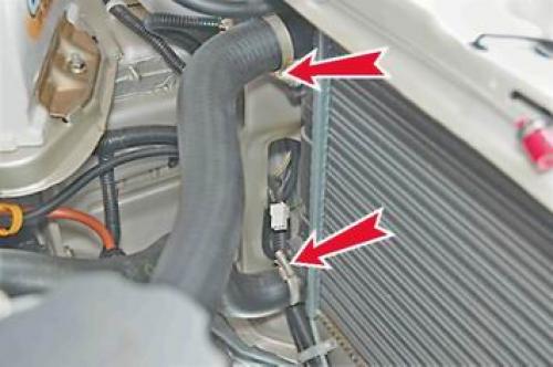 Как снять радиатор ВАЗ 2114 своими руками. Как снять и установить радиатор системы охлаждения на ВАЗ 2114