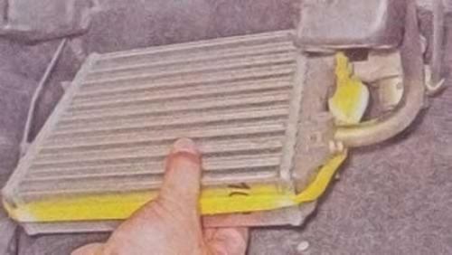 Замена радиатора ВАЗ 2105. Снятие и замена радиатора печки на ВАЗ 2101, 2102, 2103, 2104, 2105, 2106, 2107