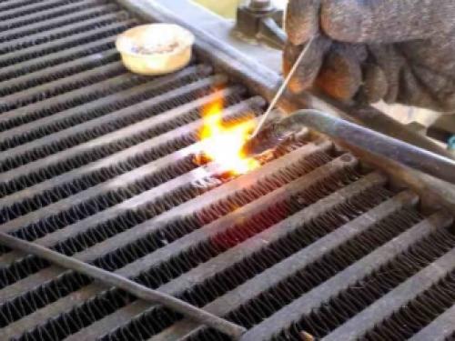 Ремонт радиатора охлаждения двигателя своими руками. Особенности пайки 02 Ремонт радиатора охлаждения двигателя своими руками. Особенности пайки 02