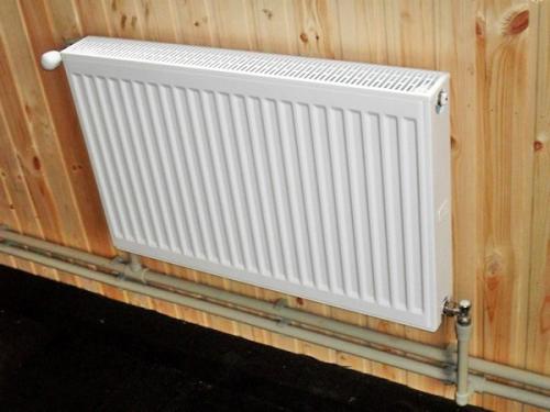 Боковое подключение панельных радиаторов. Панельные радиаторы отопления (фото): рейтинг самых популярных стальных моделей радиаторов с нижним и боковым подключением