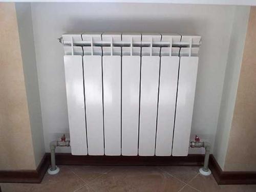 Как выбрать алюминиевые радиаторы отопления. Как выбрать алюминиевые батареи отопления 01 Как выбрать алюминиевые радиаторы отопления. Как выбрать алюминиевые батареи отопления 01