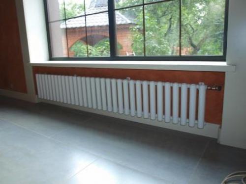 Боковое подключение радиатора из стены. Боковое подключение радиаторов REHAU из стены. Отопление своими руками