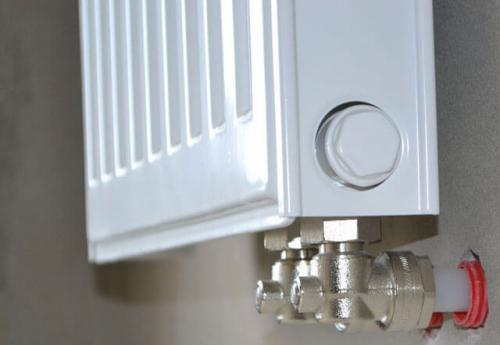 Нижнее подключение радиатора из стены. Узел нижнего подключения с байпасом для системы отопления